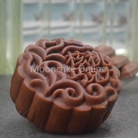 核桃巧克力 Chocolate Lotus Paste Mooncake with Walnuts