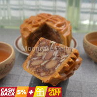 金腿肉月 Assorted Nuts Mooncake with Chinese Ham