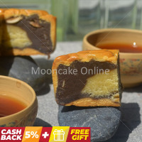 芝麻绿豆 Sesame and Mungbean Paste Mooncake